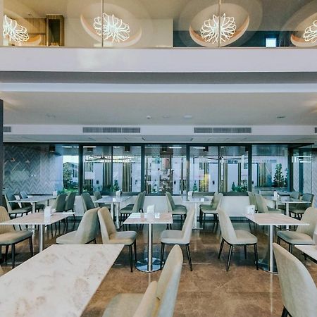 Arista Hotel Ubon أوبونراتْشاتاني المظهر الخارجي الصورة