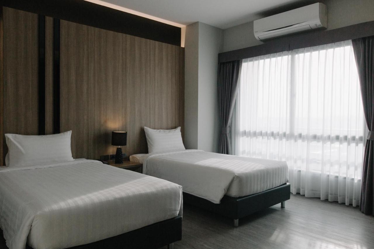 Arista Hotel Ubon أوبونراتْشاتاني المظهر الخارجي الصورة