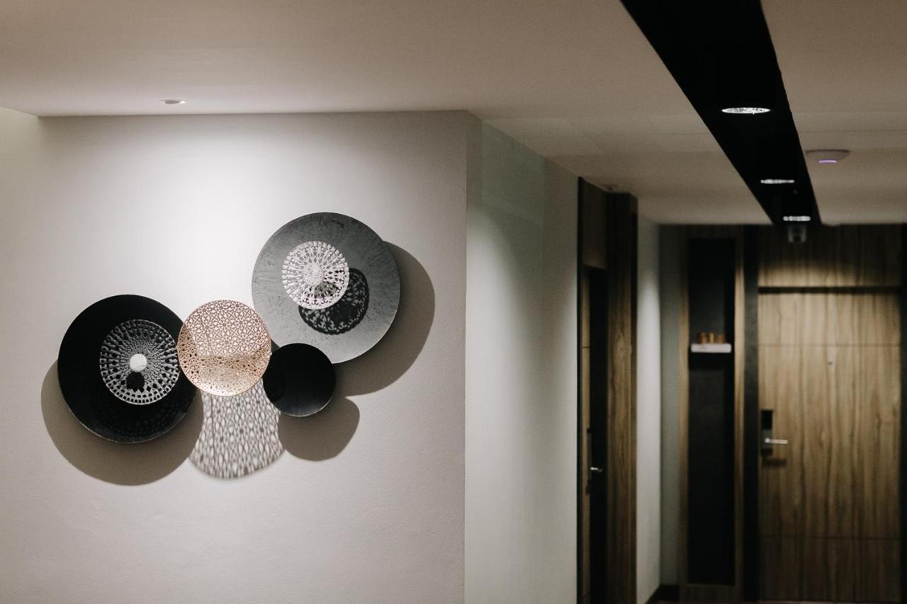 Arista Hotel Ubon أوبونراتْشاتاني المظهر الخارجي الصورة