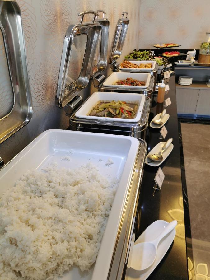 Arista Hotel Ubon أوبونراتْشاتاني المظهر الخارجي الصورة